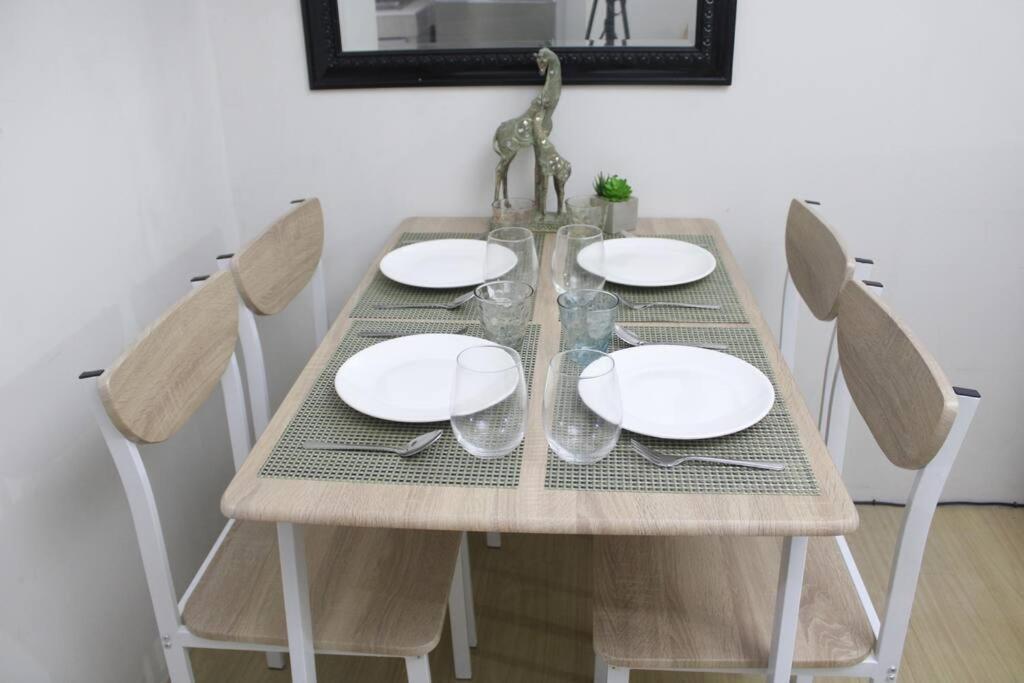 Huge A2J Executive Luxury 1Br Suite Near Abs Cbn, Gma Manila Dış mekan fotoğraf